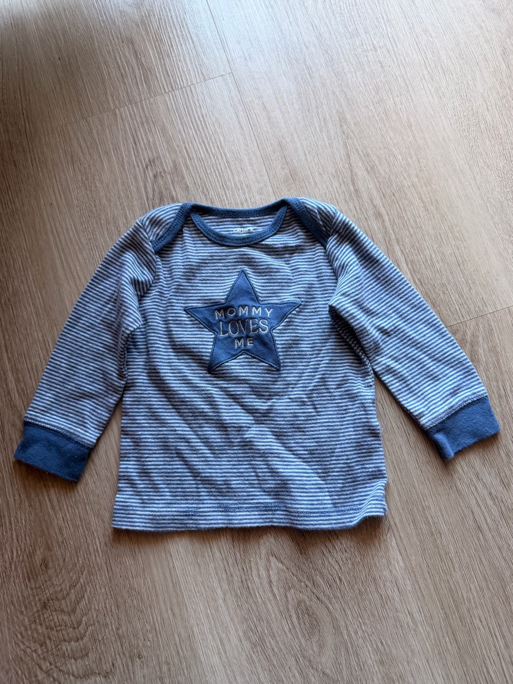 Carter’s Baby Boy Long Sleeve Top – Size 9 Months
